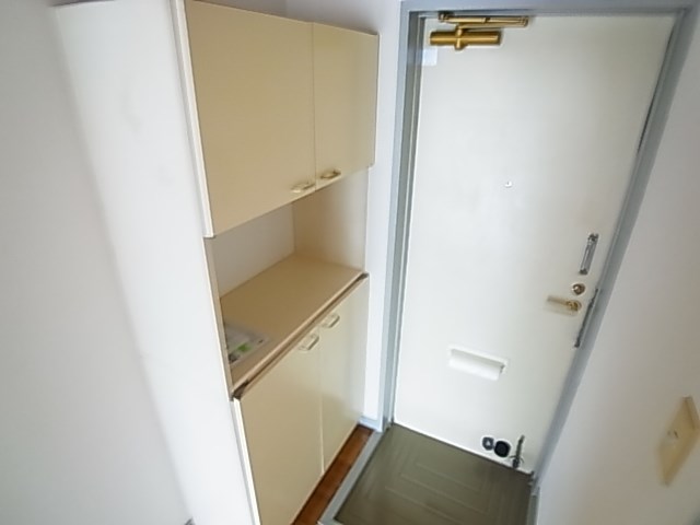 エステートピア吉井町 玄関
