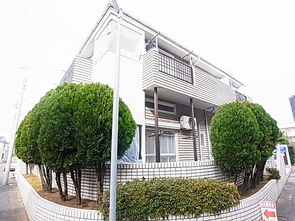 ジュネパレス塚本 203号室 外観