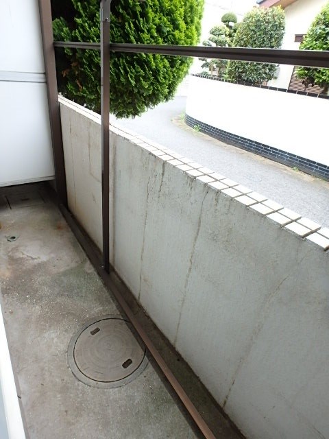 ジュネパレス塚本 ベランダ