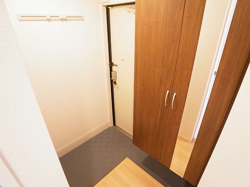 リーフハイツ 玄関