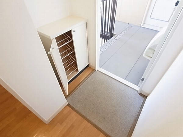 関川ハイツ　Ａ棟 玄関