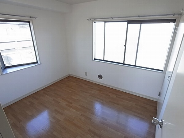 関川ハイツ　Ａ棟 ベッドルーム