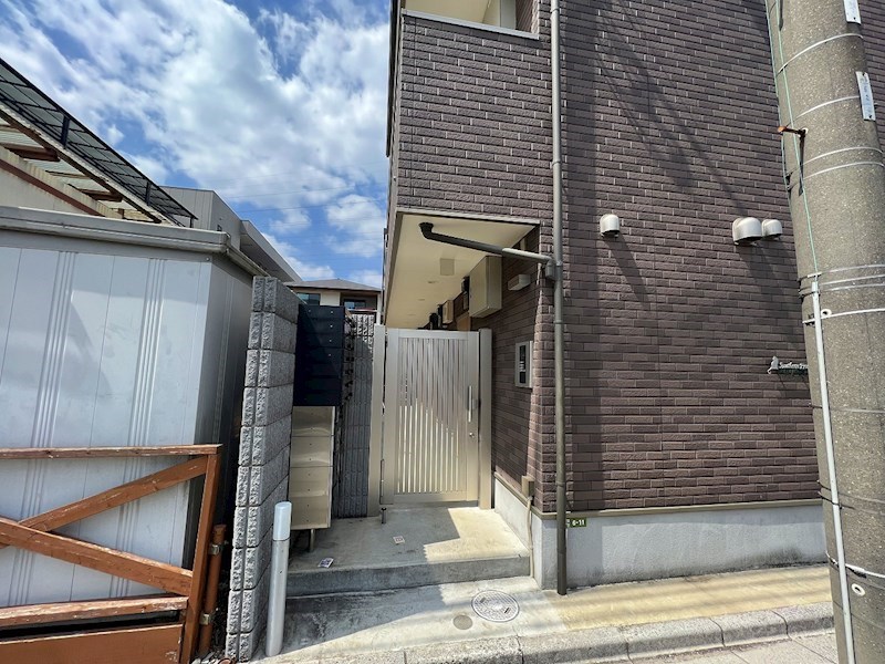 サザンフロント六町 エントランス