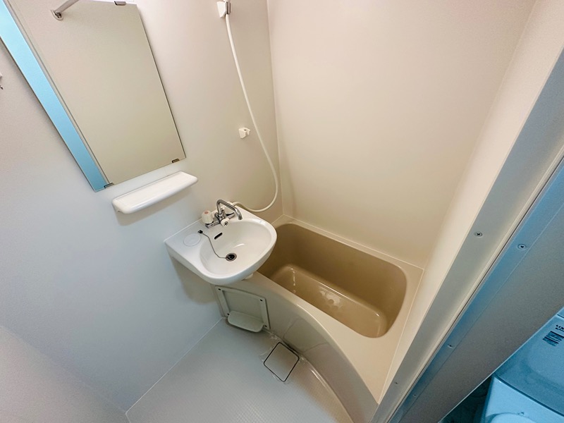 Amitie Ojikamiya 風呂画像