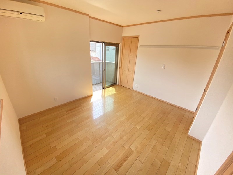 Flat.+ その他23