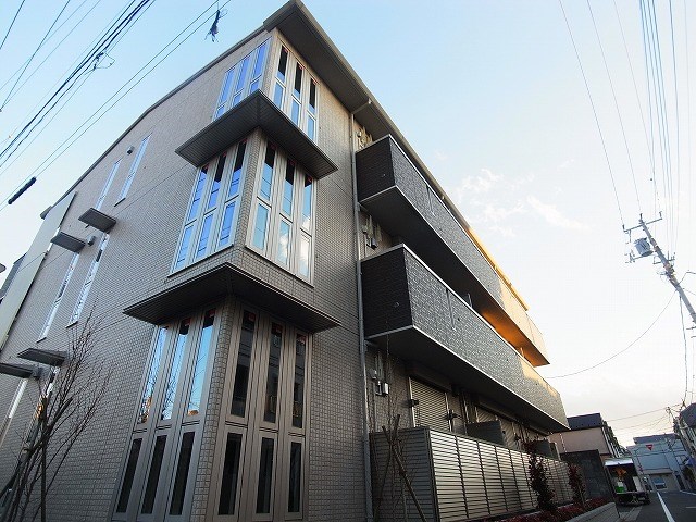 クレスト竹の塚 外観
