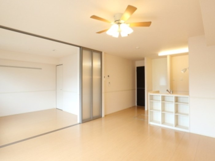 プラシデス　Ａ棟 リビング