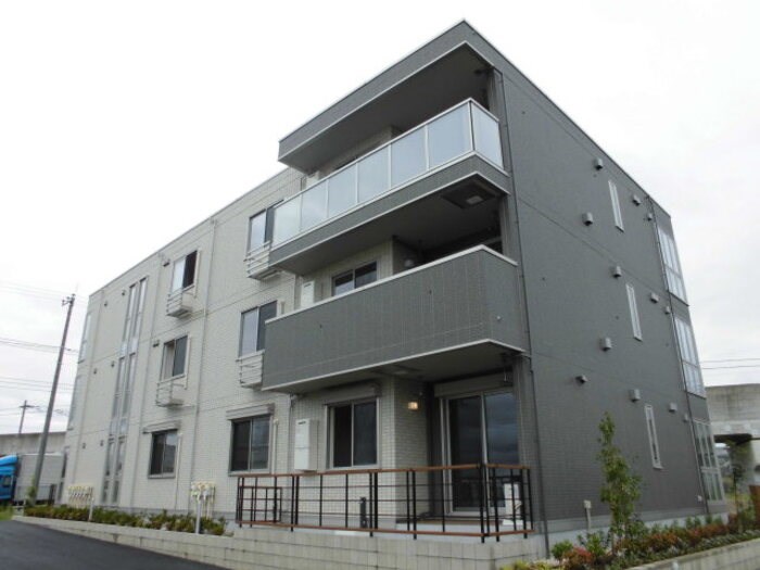 アンプルール 205号室 外観