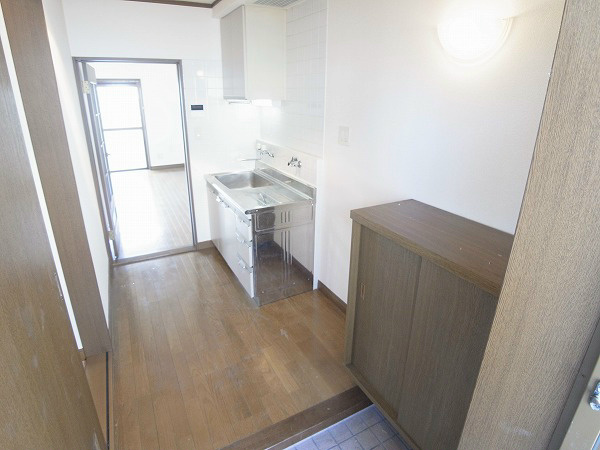 コーポ・アルチェ 玄関