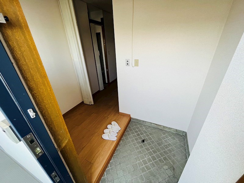 関屋ステーションハイツ 玄関