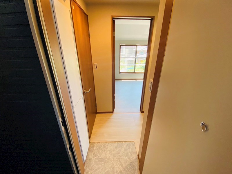 Ambition古千谷本町 玄関