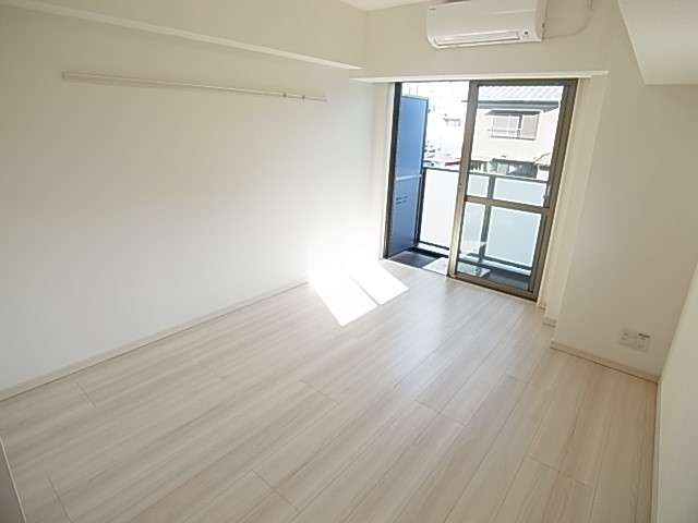 ユリカロゼ西新井 リビング