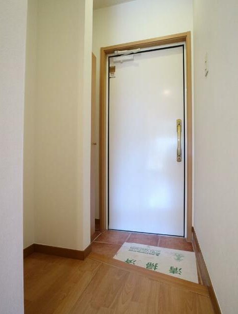 セレッソＵ  玄関