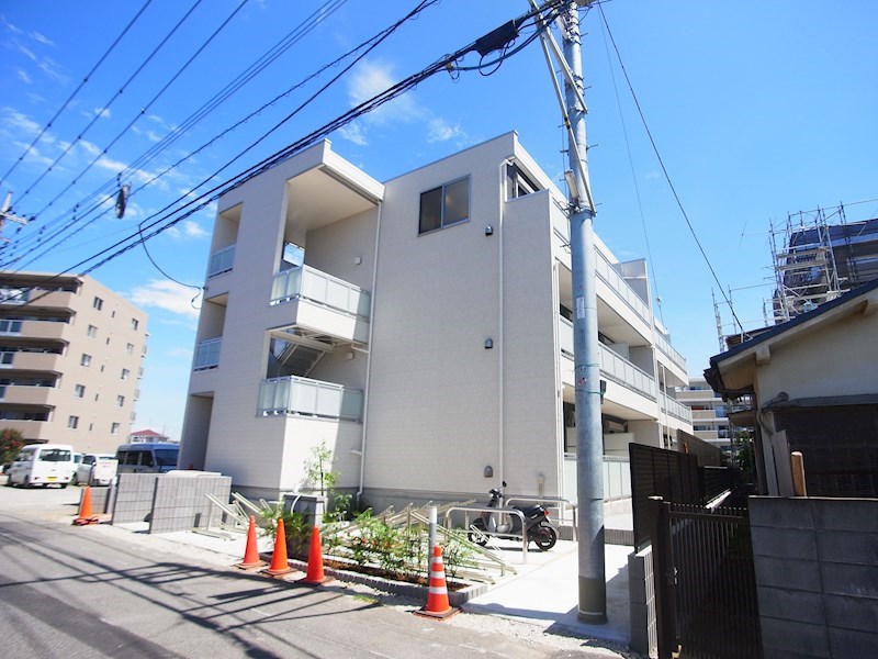 リブリ・エクセル柏 205号室 外観