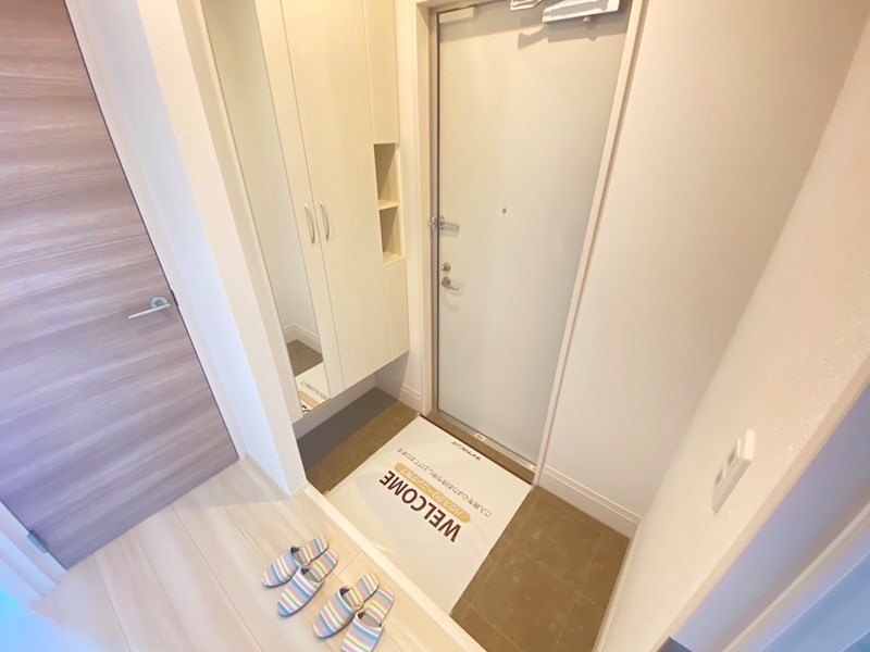 メゾン・アルカディア 玄関