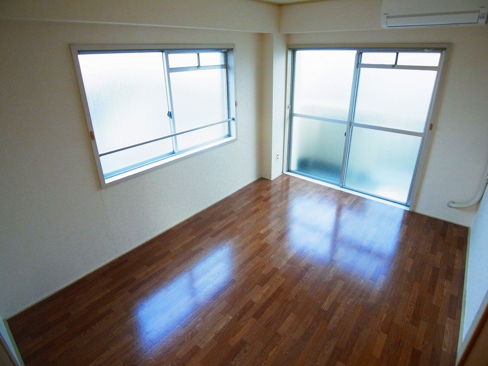 コートアオイ  ベッドルーム