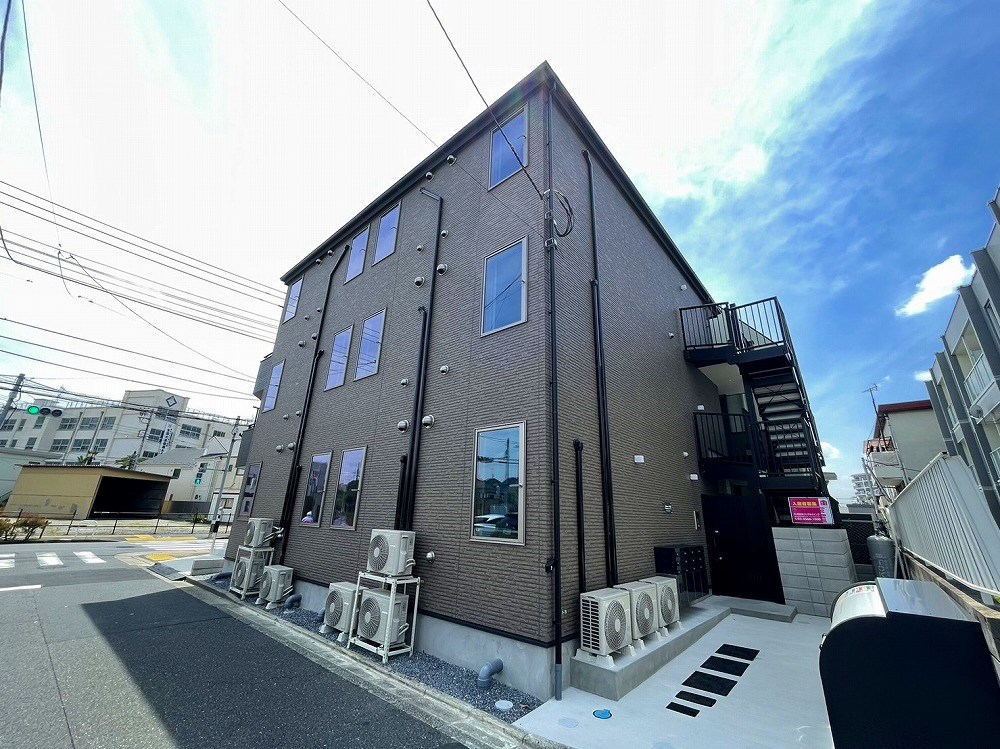 Ａｍｂｉｔｉｏｎ保木間 外観写真