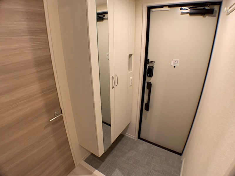 レジデンスおおたかの森 玄関