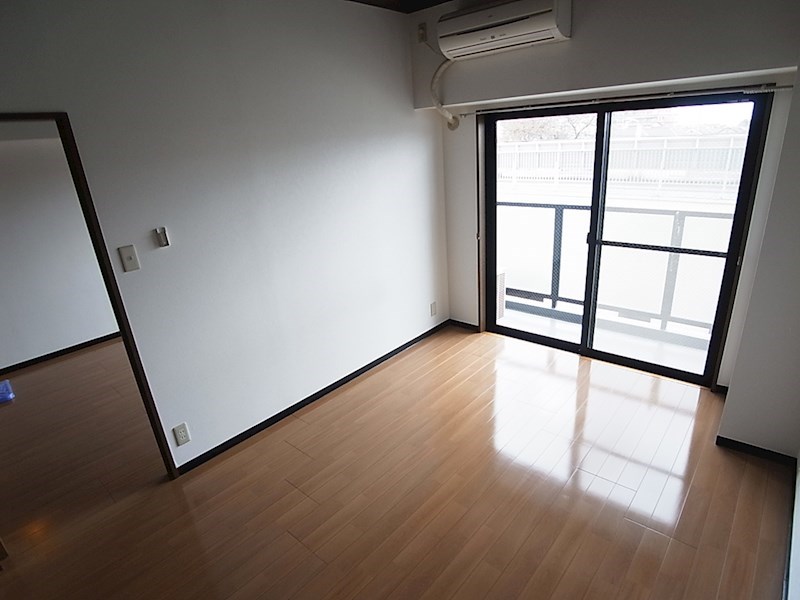 INSURANCE　BLDG.Ⅲ ベッドルーム