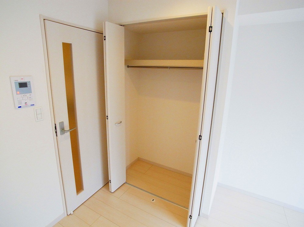 リブリ・セダム その他3