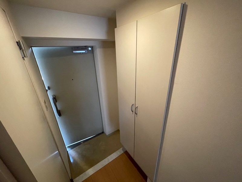 アヴァンタージュ 玄関