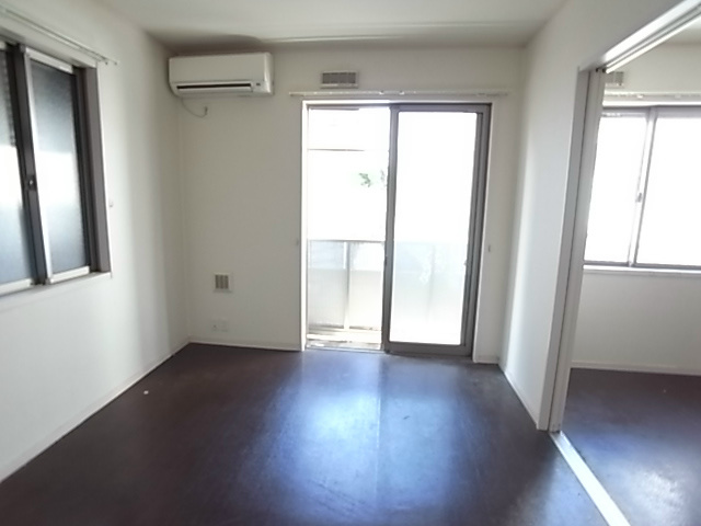 ブラックパール リビング