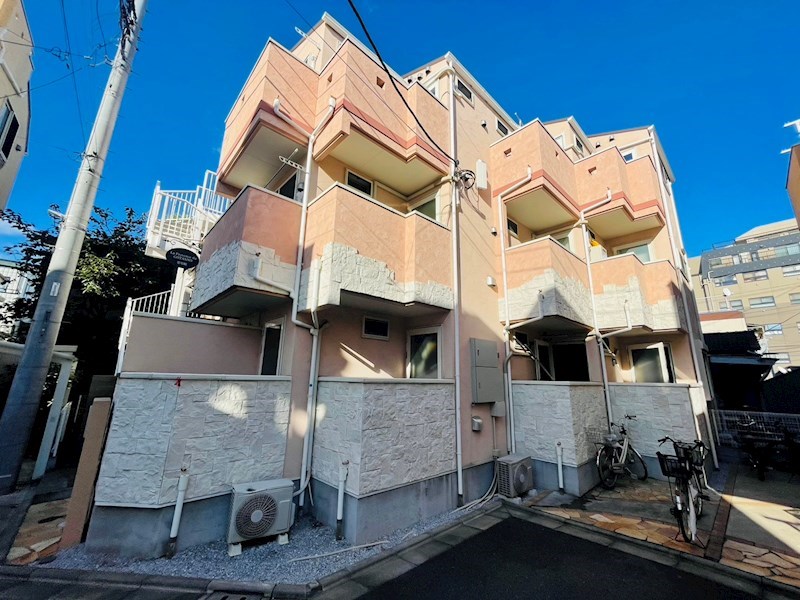 ラプロバンスドゥ五反野壱番館 外観写真