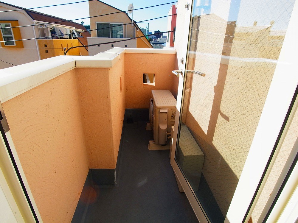 ラプロバンスドゥ五反野壱番館 ベランダ