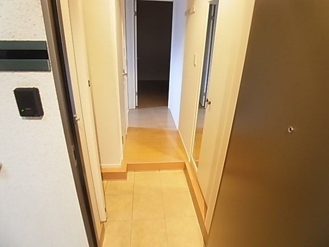 ラシーネ扇　アイリス 玄関