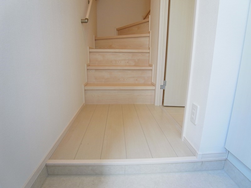 リブリ・西初石Ⅱ 玄関