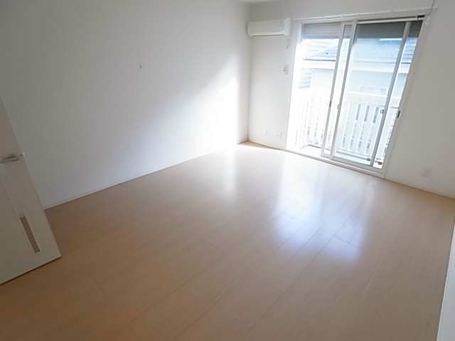 スプリング・Ｓ ベッドルーム