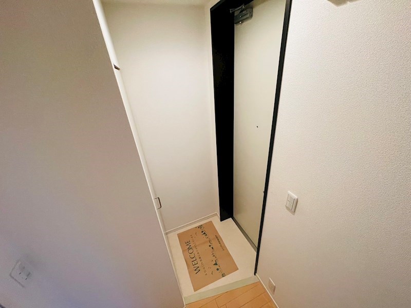 ＭＡＩＳＯＮ　ＤＥ　ＥＣＬＡＴＡＮＴ 玄関