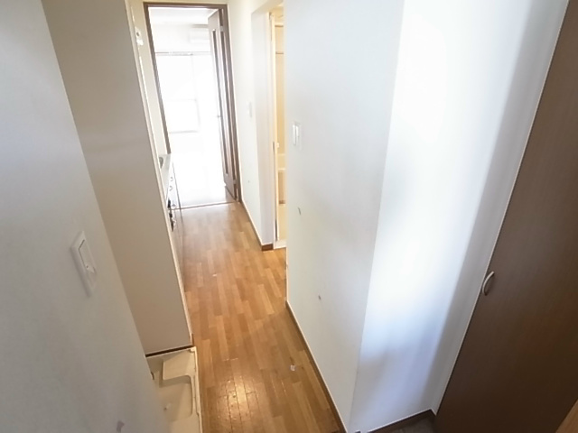 カーサ松戸 玄関