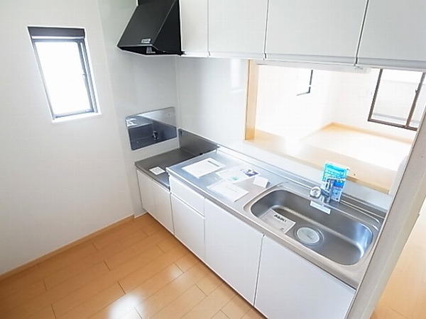 グラン・モンターニュⅠ キッチン