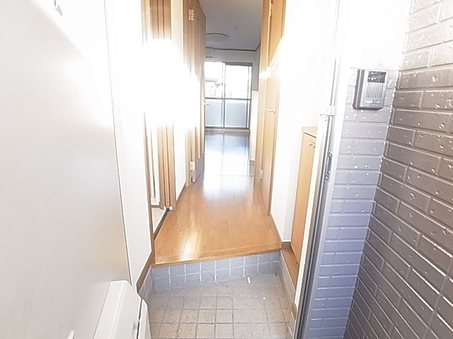 アリエーテⅡ 玄関