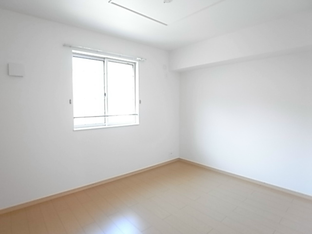 ピサンリ  ベッドルーム