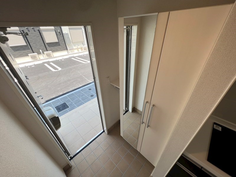 サニーコートＥ棟 玄関