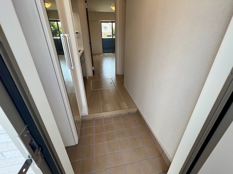 サニーコートＥ棟 玄関