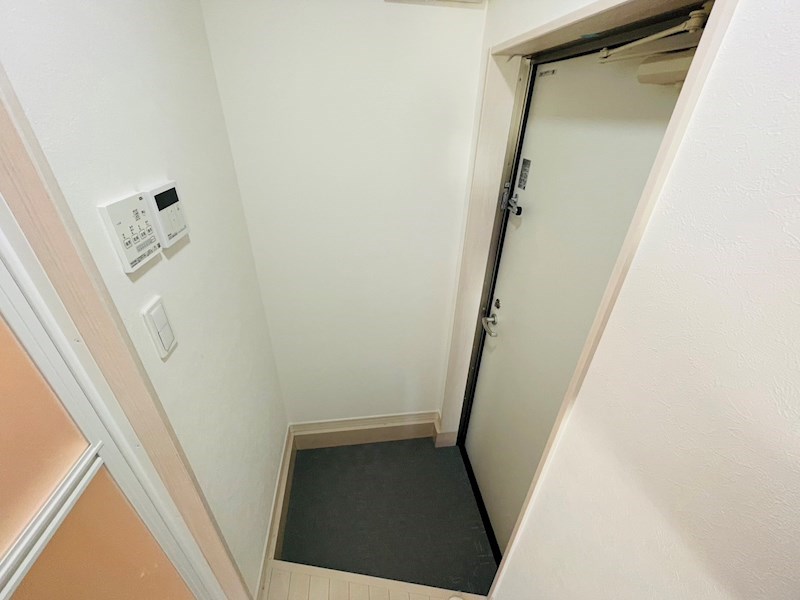アレグリアコート梅島 玄関