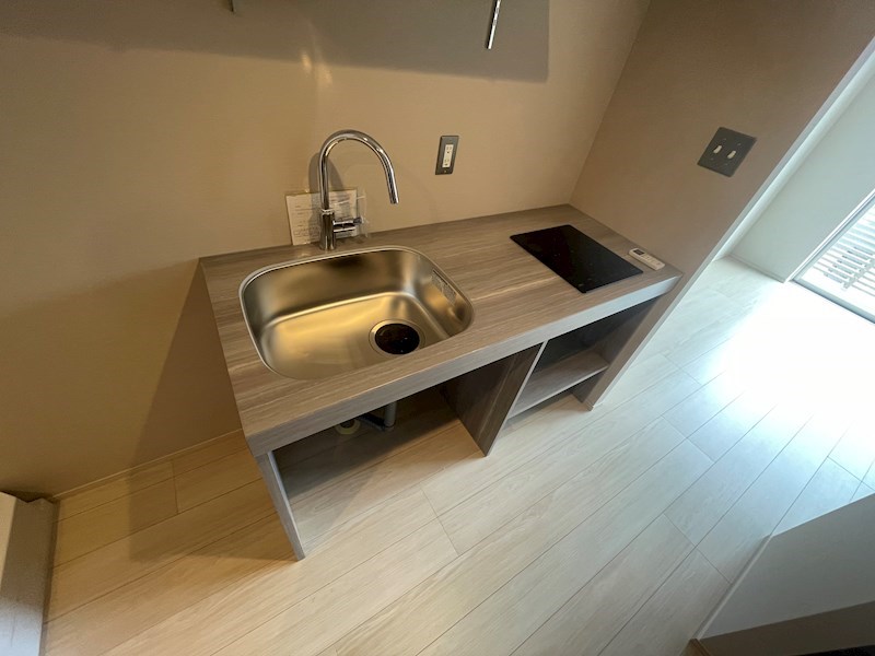 ART APARTMENT IN Ootaka-no-Mori キッチン