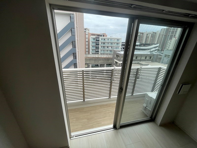 ART APARTMENT IN Ootaka-no-Mori ベランダ