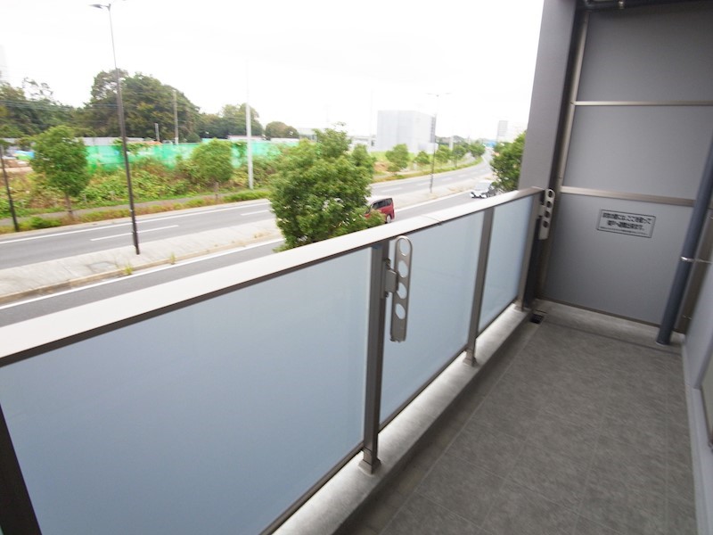 ART RESIDENCE IN KASHIWA-no-HA ベランダ