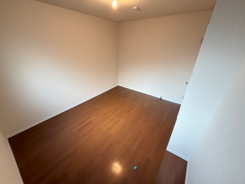 メゾンヤマリ ベッドルーム