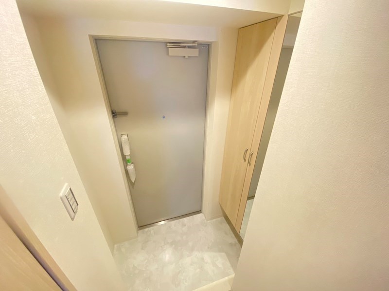 ブランリリオ 玄関