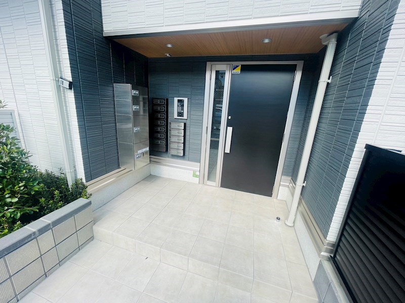 アヴァンス千住緑町 エントランス