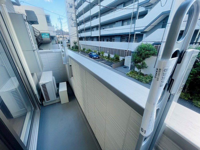 アヴァンス千住緑町 ベランダ