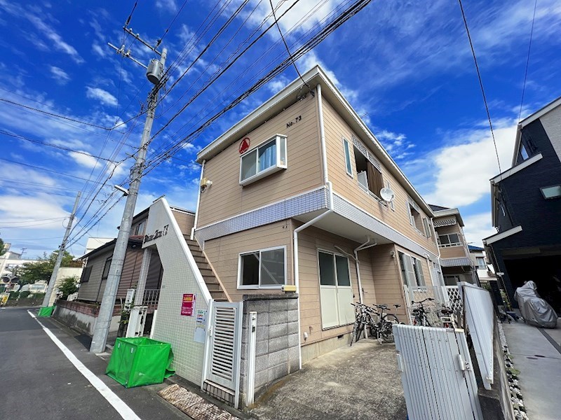 ブルーメ花畑７３ 外観