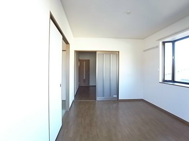 アリュールB その他9