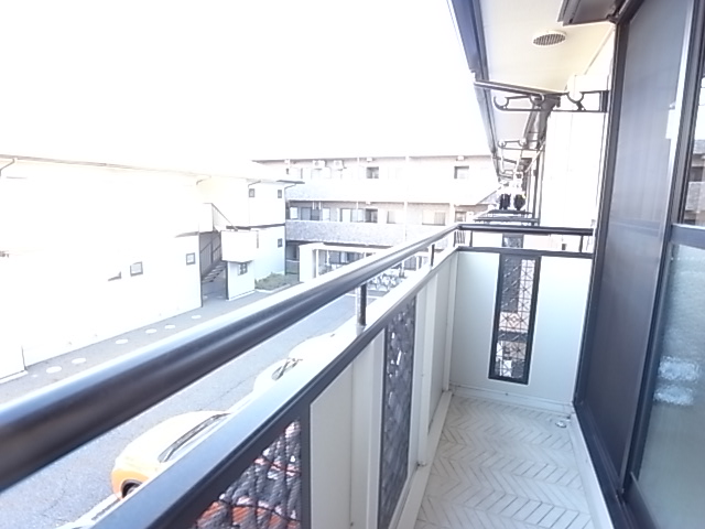 アリュールB ベランダ