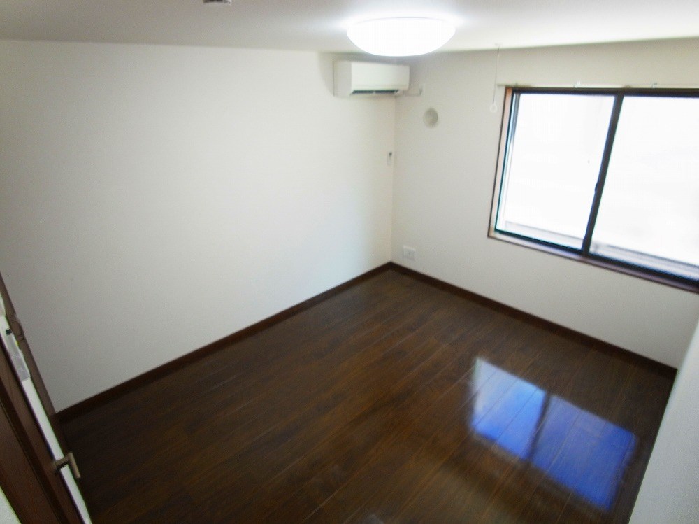 パルティール ベッドルーム